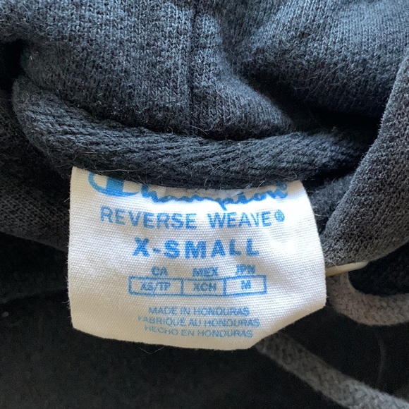 Black champion hoodie - Picture 3 of 3